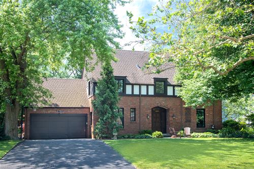 2403 Iroquois, Wilmette, IL 60091