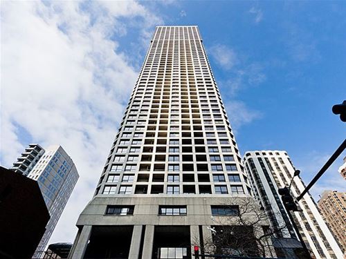 1030 N State Unit 43F, Chicago, IL 60610