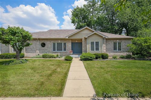 806 Grove, West Chicago, IL 60185