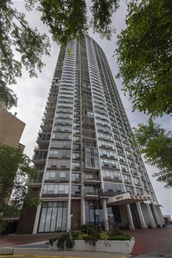 6101 N Sheridan Unit 37C, Chicago, IL 60660