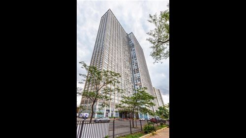 655 W Irving Park Unit 4612, Chicago, IL 60613