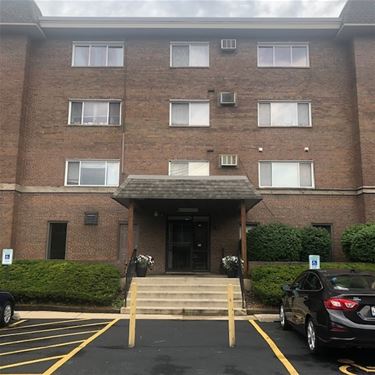 2300 Beau Monde Unit 102, Lisle, IL 60532