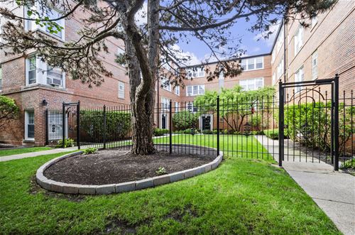 2422 W Farragut Unit 3B, Chicago, IL 60625