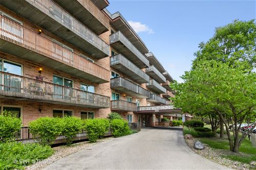 502 Redondo Unit 210, Downers Grove, IL 60516