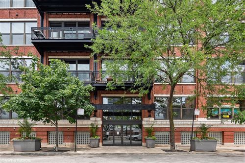 1040 W Adams Unit 303, Chicago, IL 60607