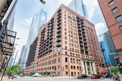 165 N Canal Unit 925, Chicago, IL 60606