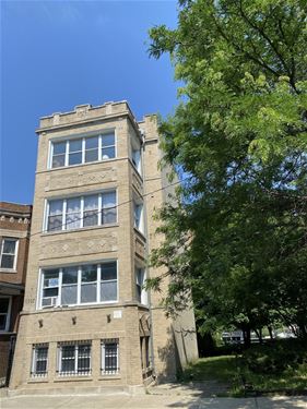 1107 N Sacramento, Chicago, IL 60622