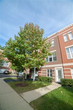 2724 W Byron, Chicago, IL 60618