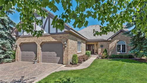 33 Lancaster, Burr Ridge, IL 60527