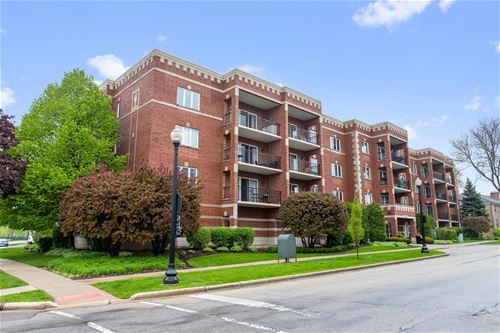 100 N Gary Unit 410, Wheaton, IL 60187