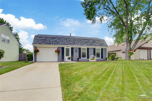 221 Fernwood, Montgomery, IL 60538