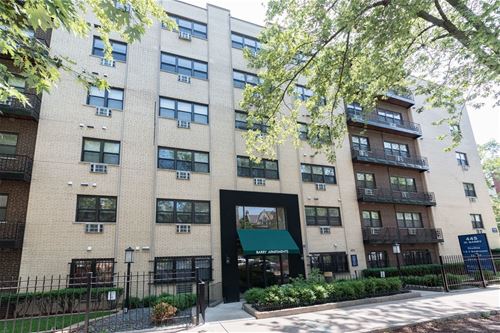 445 W Barry Unit 509, Chicago, IL 60657