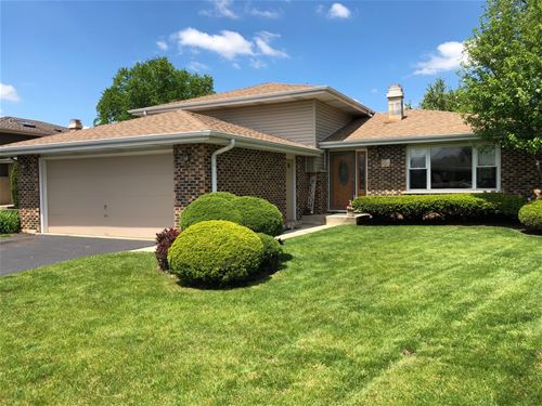 559 Fawn, Carol Stream, IL 60188