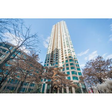 400 N LaSalle Unit 3405, Chicago, IL 60610