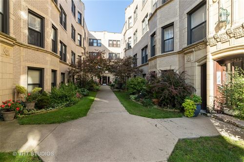 7442 N Hermitage Unit 2K, Chicago, IL 60626