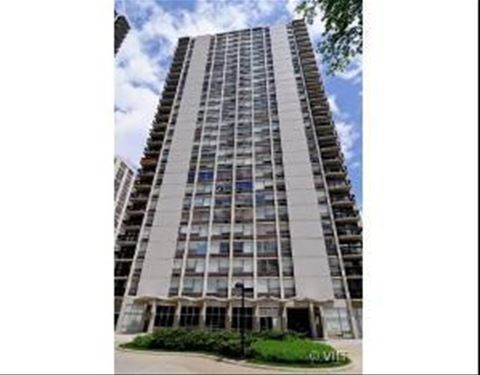 1455 N Sandburg Unit 1706, Chicago, IL 60610