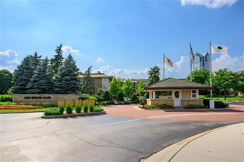 4 Oak Brook Club Unit F308, Oak Brook, IL 60523