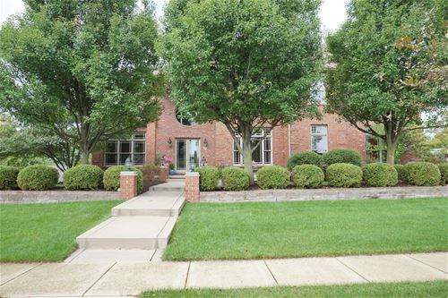 8 Lavender, Bloomington, IL 61704