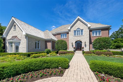 2 S Wynstone, North Barrington, IL 60010