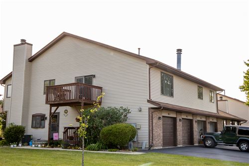 1802 Kennicott Unit 1802, Sycamore, IL 60178