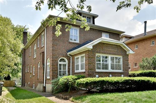 532 N Cuyler, Oak Park, IL 60302