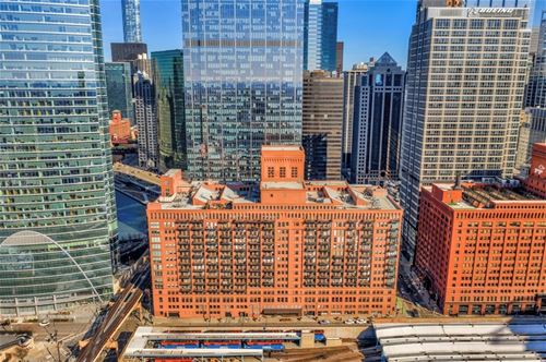 165 N Canal Unit 1415, Chicago, IL 60606