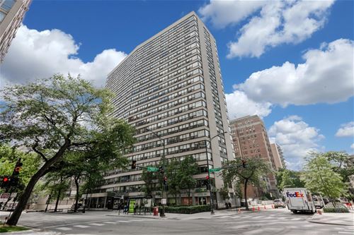 2930 N Sheridan Unit 1710, Chicago, IL 60657