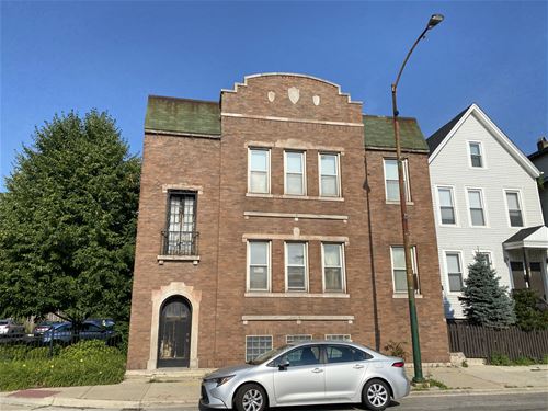 2816 N Ashland, Chicago, IL 60657