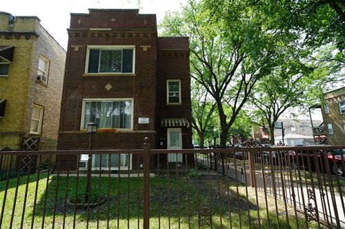 1758 N Luna, Chicago, IL 60639