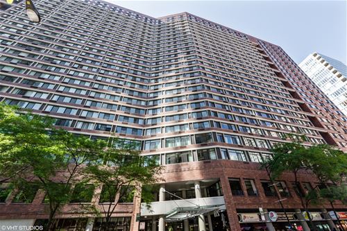 211 E Ohio Unit 2104, Chicago, IL 60611