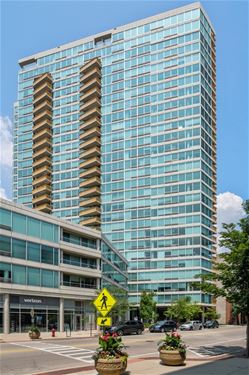 1720 Maple Unit 1630, Evanston, IL 60201