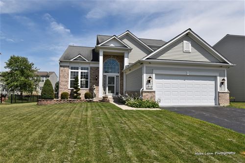 3112 Deerpath, Carpentersville, IL 60110