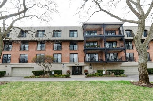 680 Green Bay Unit 108, Winnetka, IL 60093