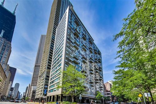 1000 N Lake Shore Unit 2305, Chicago, IL 60611