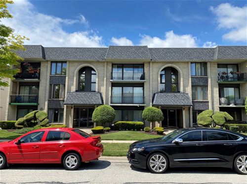 10702 S Keating Unit 3S, Oak Lawn, IL 60453