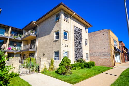 2128 N Harlem Unit 2E, Elmwood Park, IL 60707