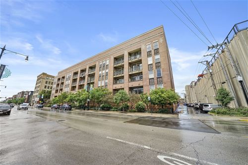 1350 W Fullerton Unit 504, Chicago, IL 60614