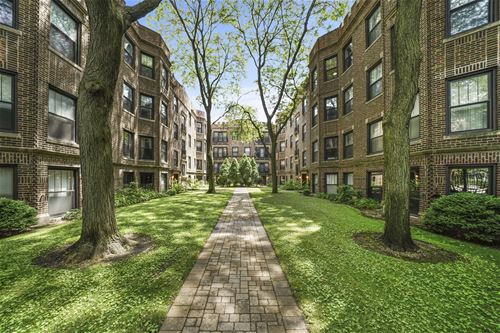 6251 N Sheridan Unit 15, Chicago, IL 60660