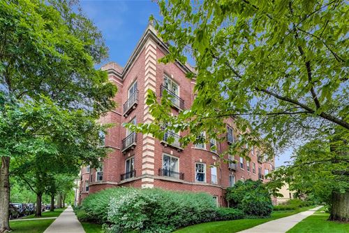 937 Forest Unit 1, Evanston, IL 60202