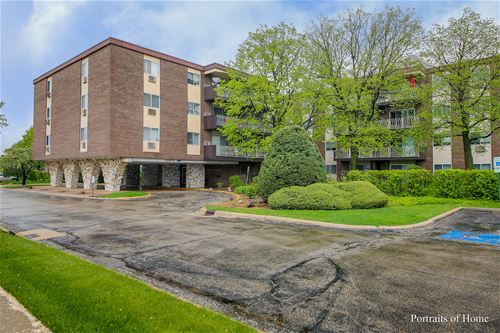 1301 S Finley Unit 405, Lombard, IL 60148