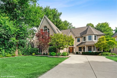 324 Greenfield, Glen Ellyn, IL 60137