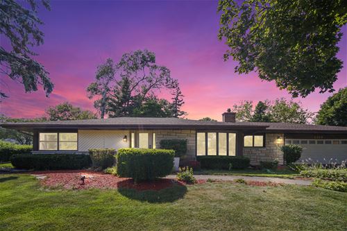 1318 Sunset, Schaumburg, IL 60193