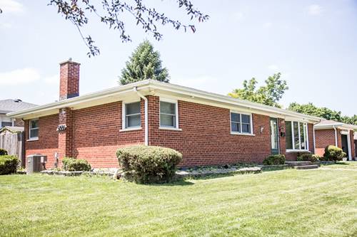 600 White Oak, Roselle, IL 60172
