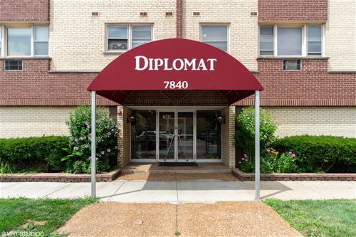 7840 W North Unit 2I, Elmwood Park, IL 60707