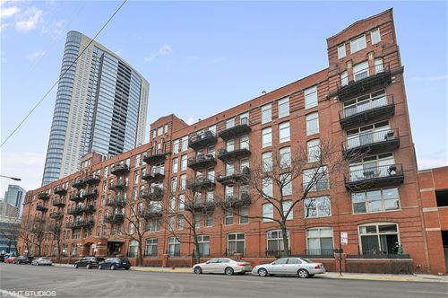 550 N Kingsbury Unit 220, Chicago, IL 60654