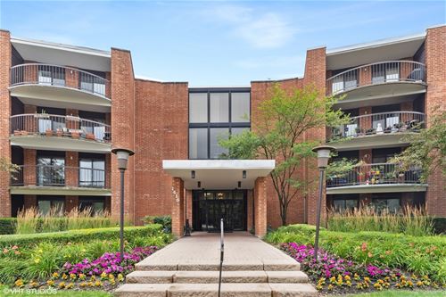 1415 E Central Unit 114B, Arlington Heights, IL 60005