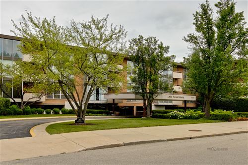 1301 N Western Unit 123, Lake Forest, IL 60045