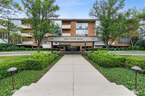 1301 N Western Unit 228, Lake Forest, IL 60045