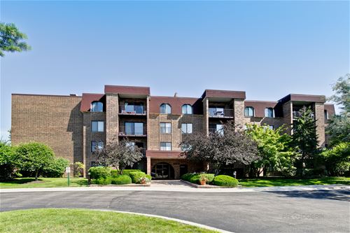 2100 Valencia Unit 306B, Northbrook, IL 60062