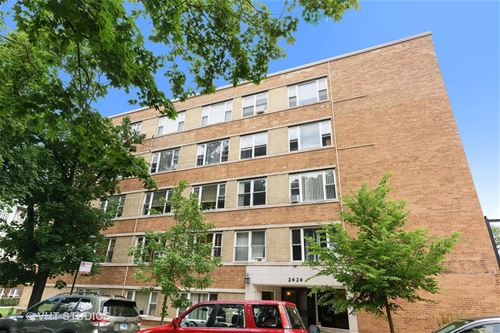 2424 W Estes Unit 4I, Chicago, IL 60645